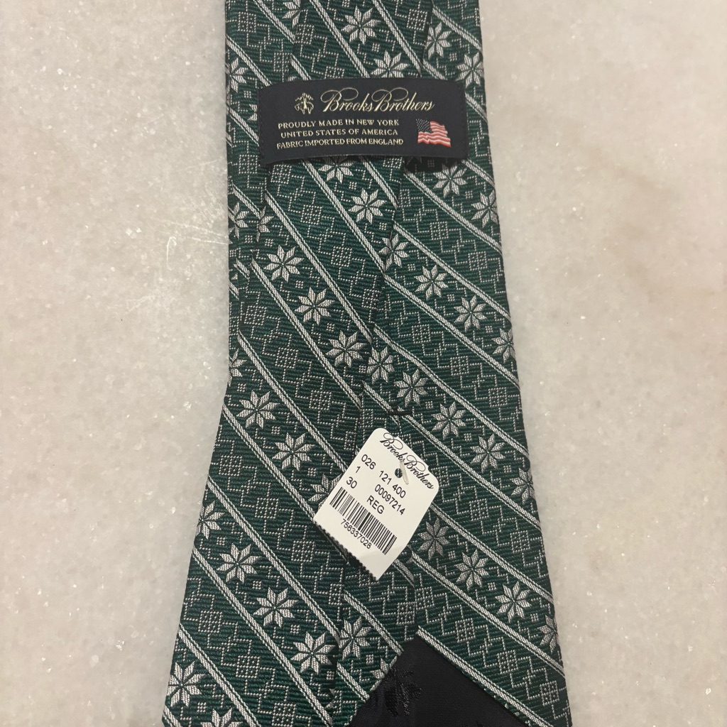 Brooks Brothers Snowflake Print Geometric Green And White Tie Nwt Silk Usa 3.25”